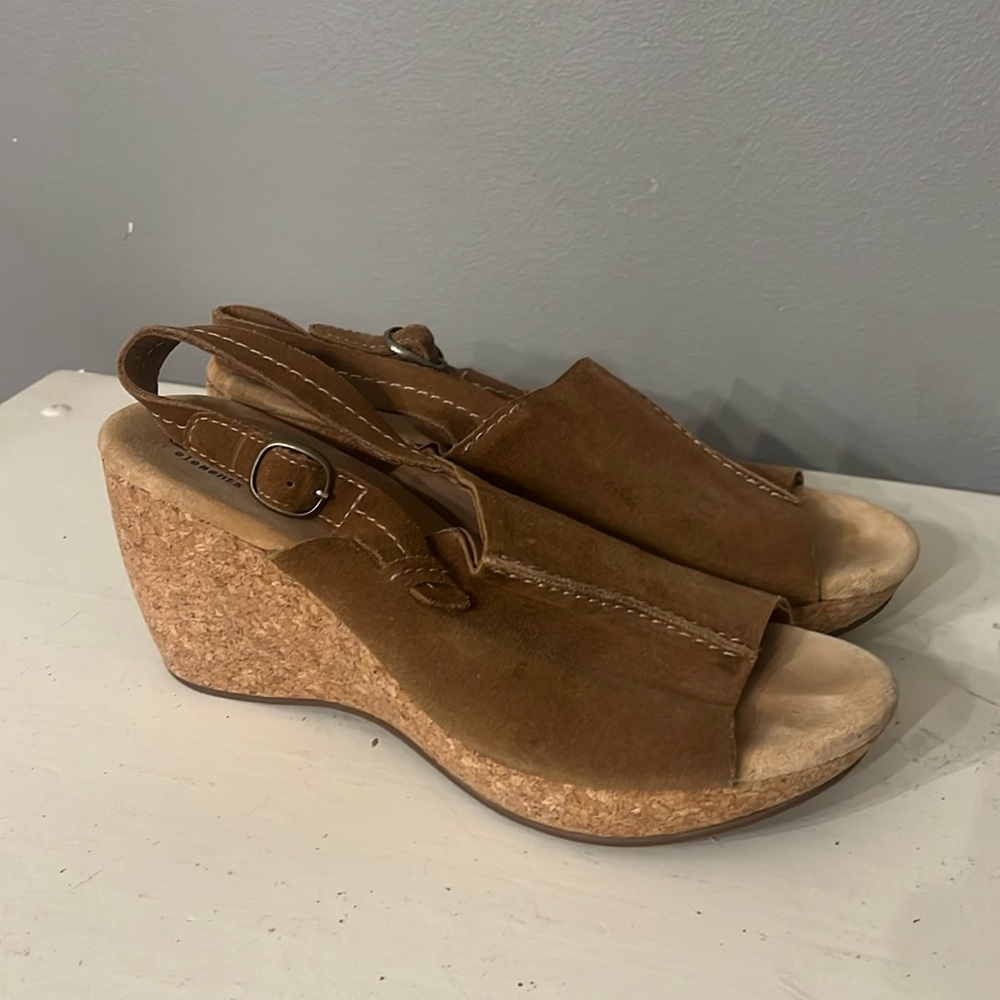 ANY 5 ITEMS $100 Clarks suede wedge